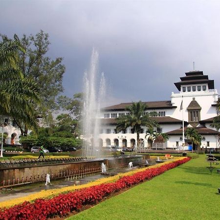 Hotel Naval Bandung Dış mekan fotoğraf