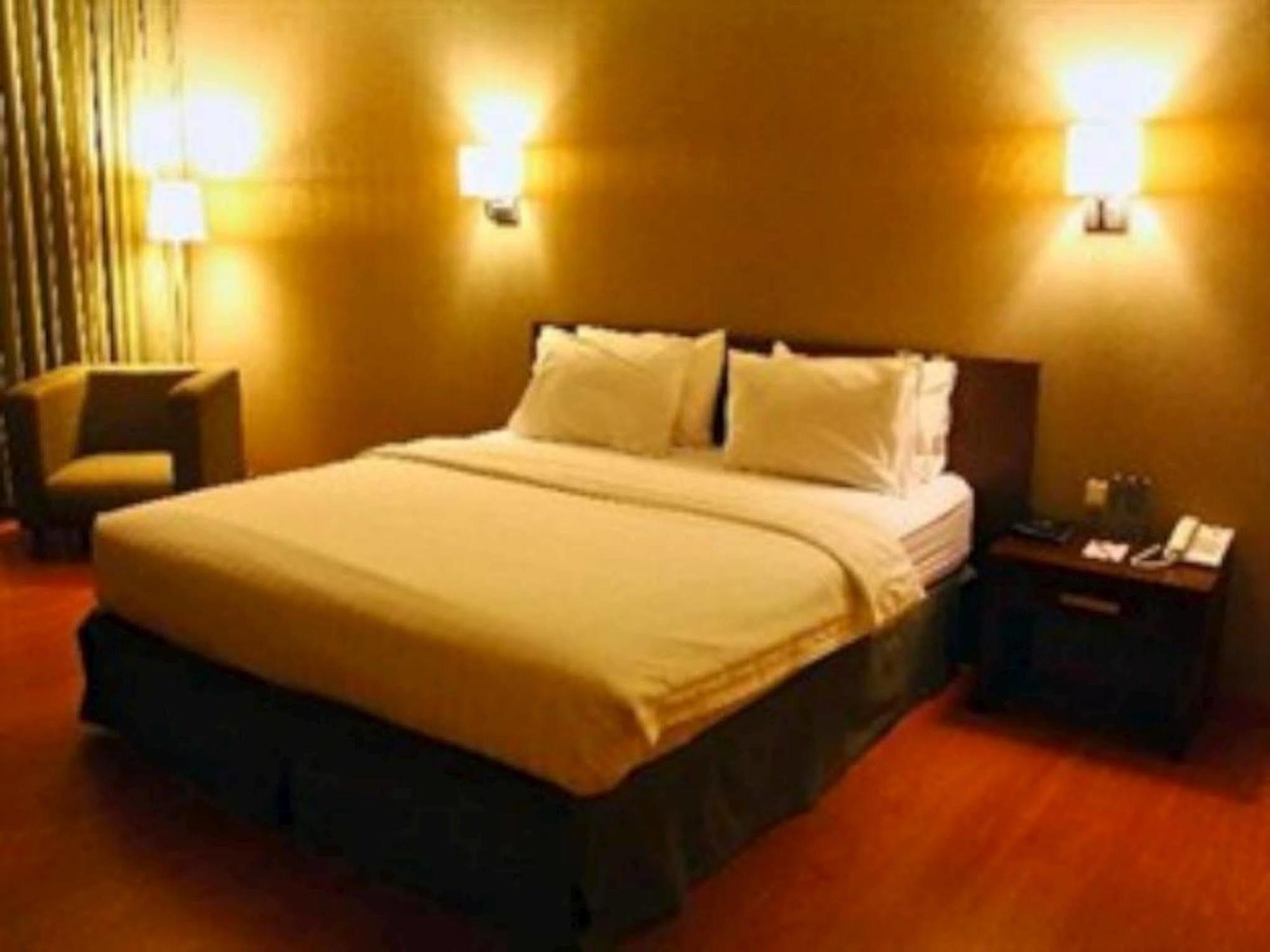 Hotel Naval Bandung Dış mekan fotoğraf